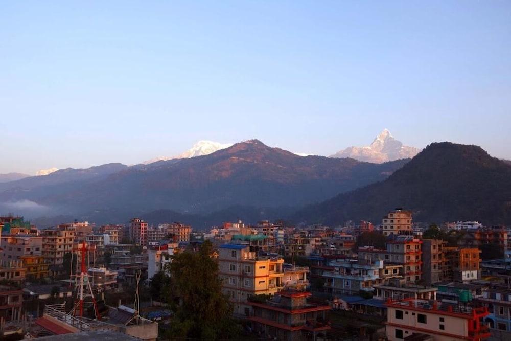 Hotel Tara Pokhara Exterior photo